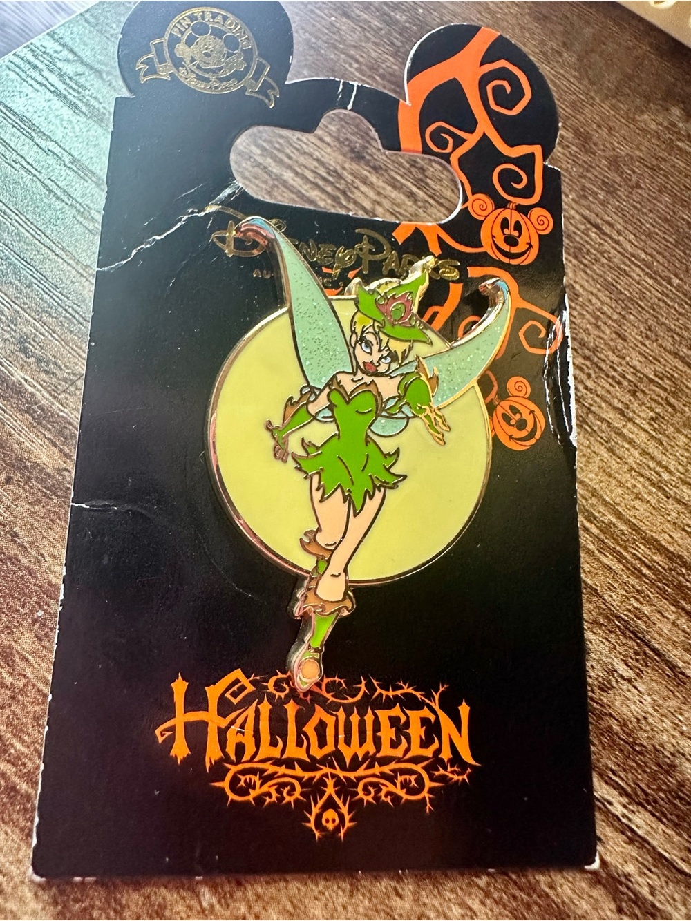 Disney Tinker Bell Halloween Pin 🧚🏻🎃🌕